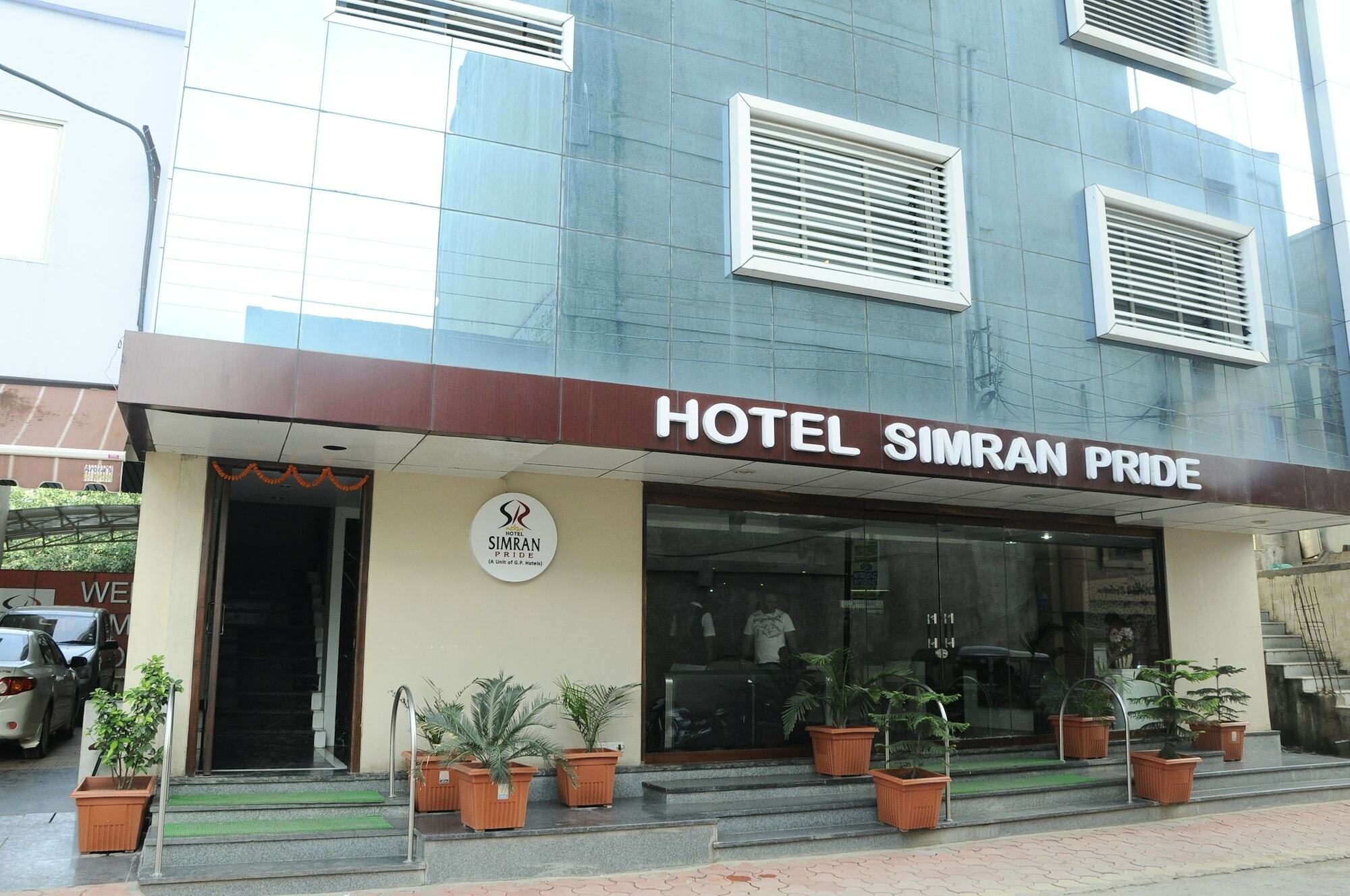 Hotel Simran Pride, Raipur Esterno foto